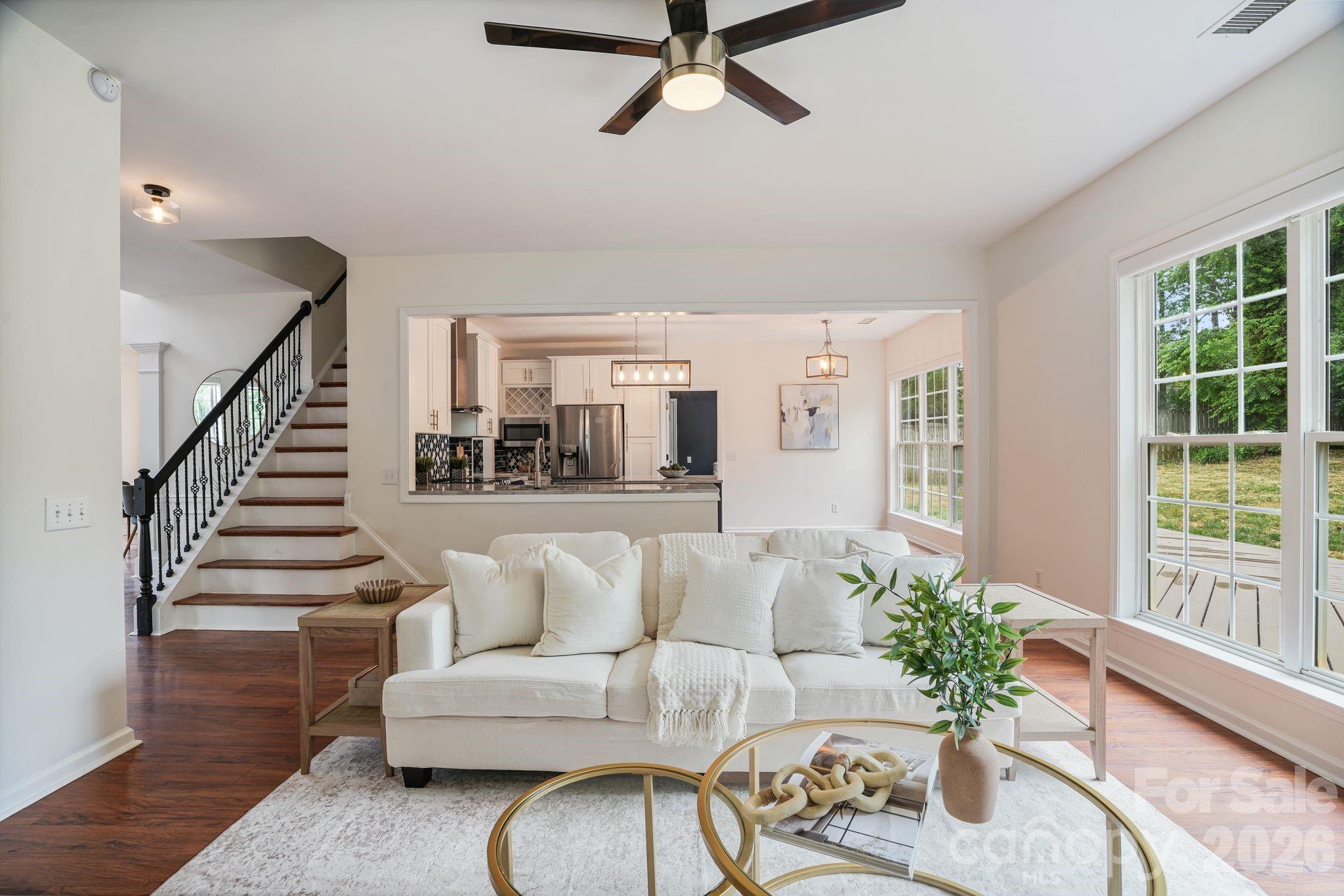 15816 Gathering Oaks Drive — Huntersville