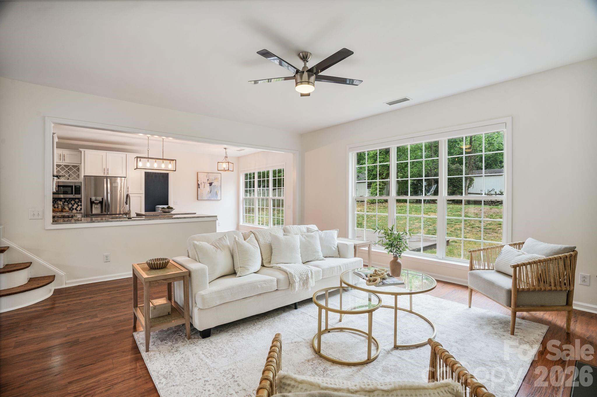 15816 Gathering Oaks Drive — Huntersville