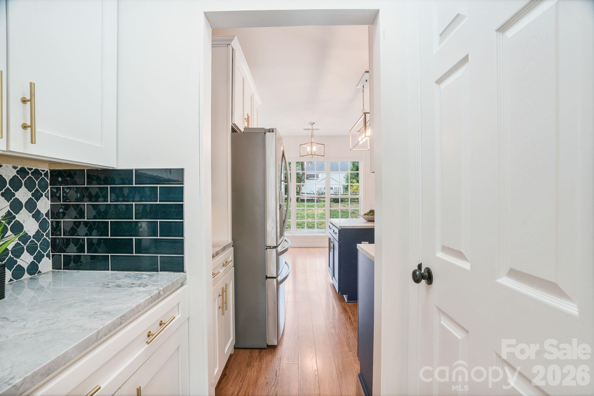 15816 Gathering Oaks Drive — Huntersville
