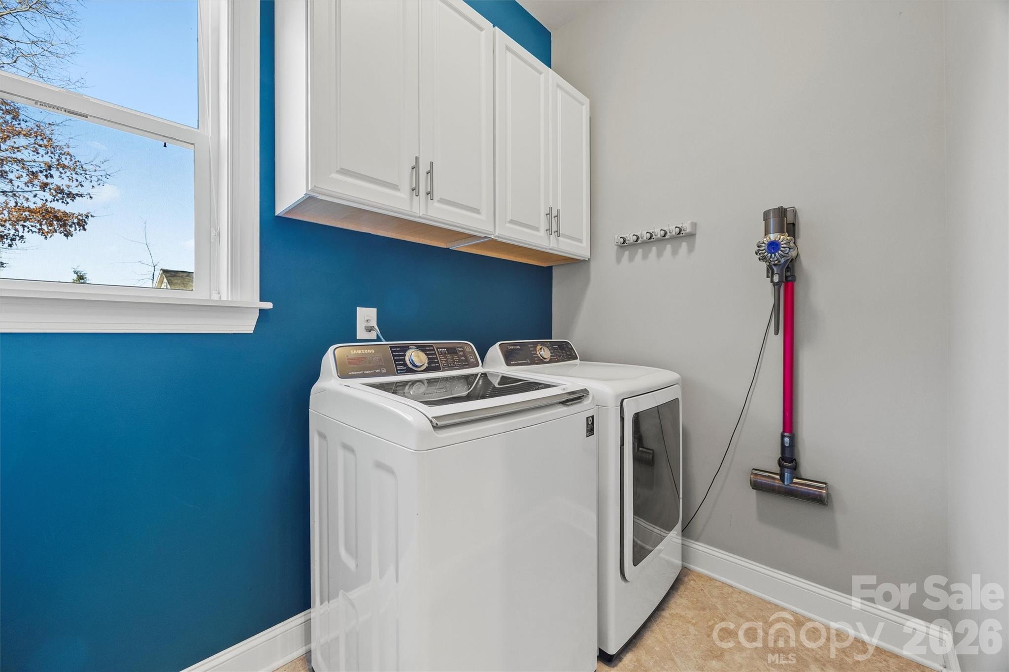 1001 Dunwoody Drive — Indian Trail