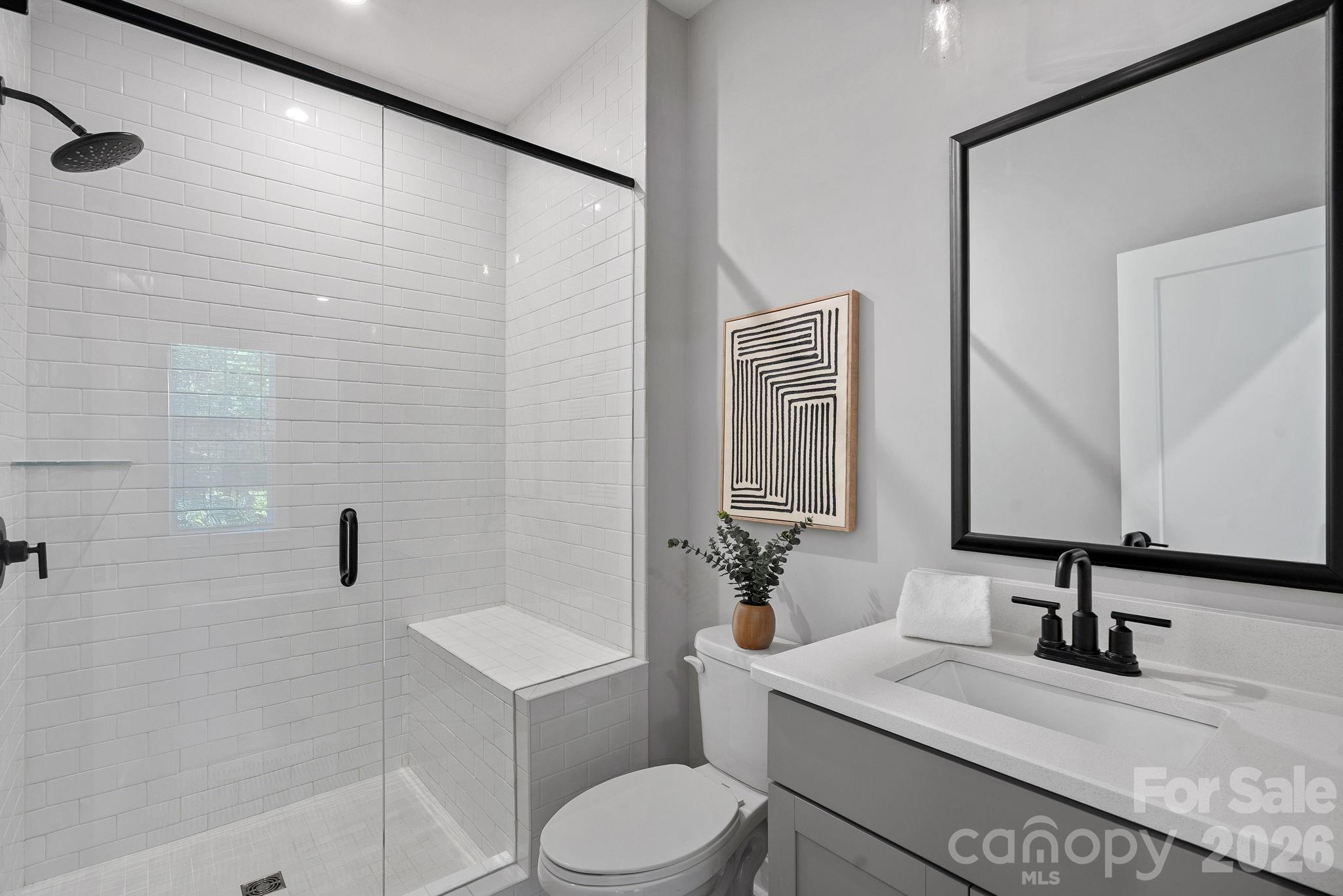 2543 Deacon Avenue — Charlotte