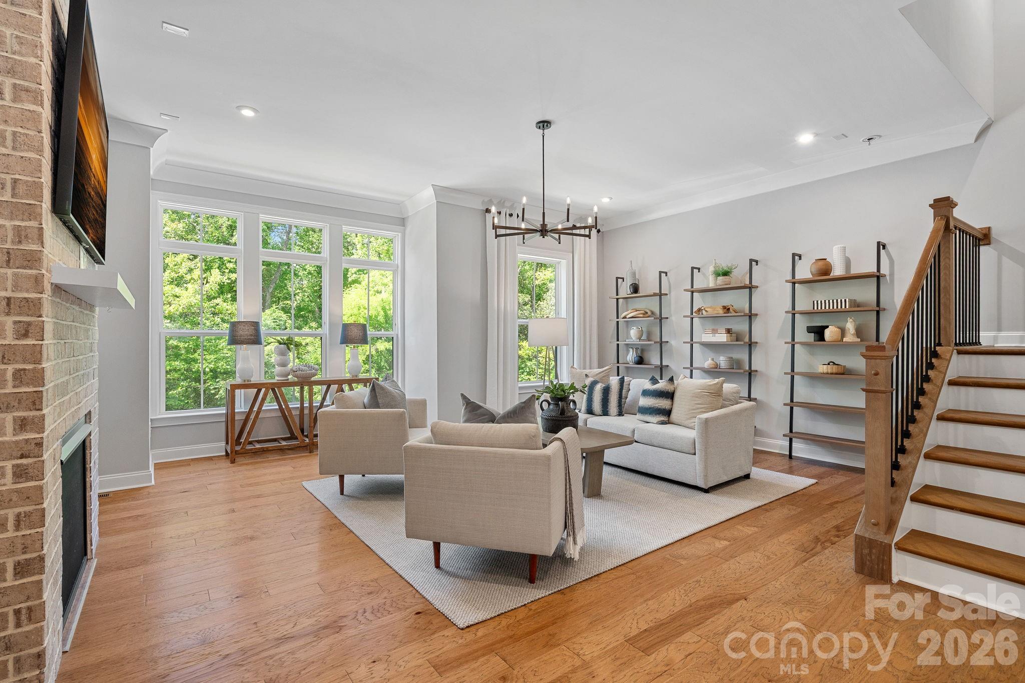 2543 Deacon Avenue — Charlotte