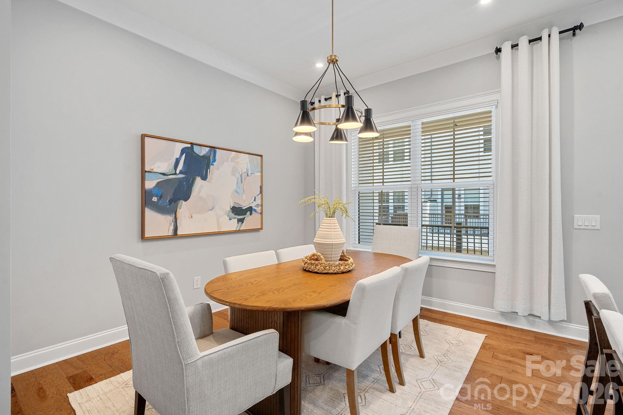 2543 Deacon Avenue — Charlotte