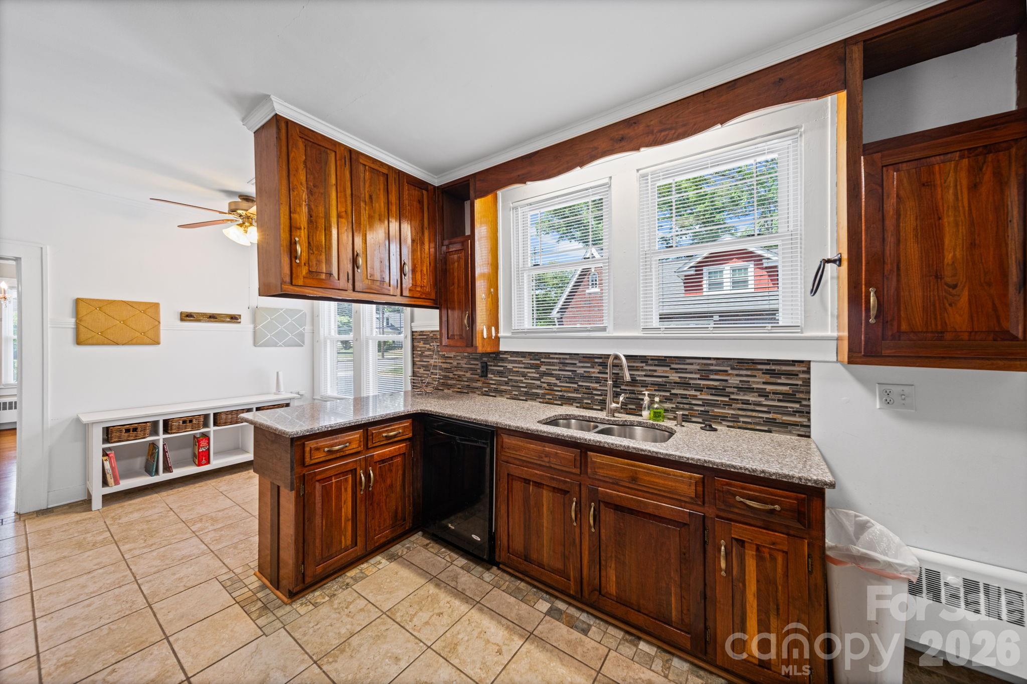 729 Montgomery Avenue — Albemarle