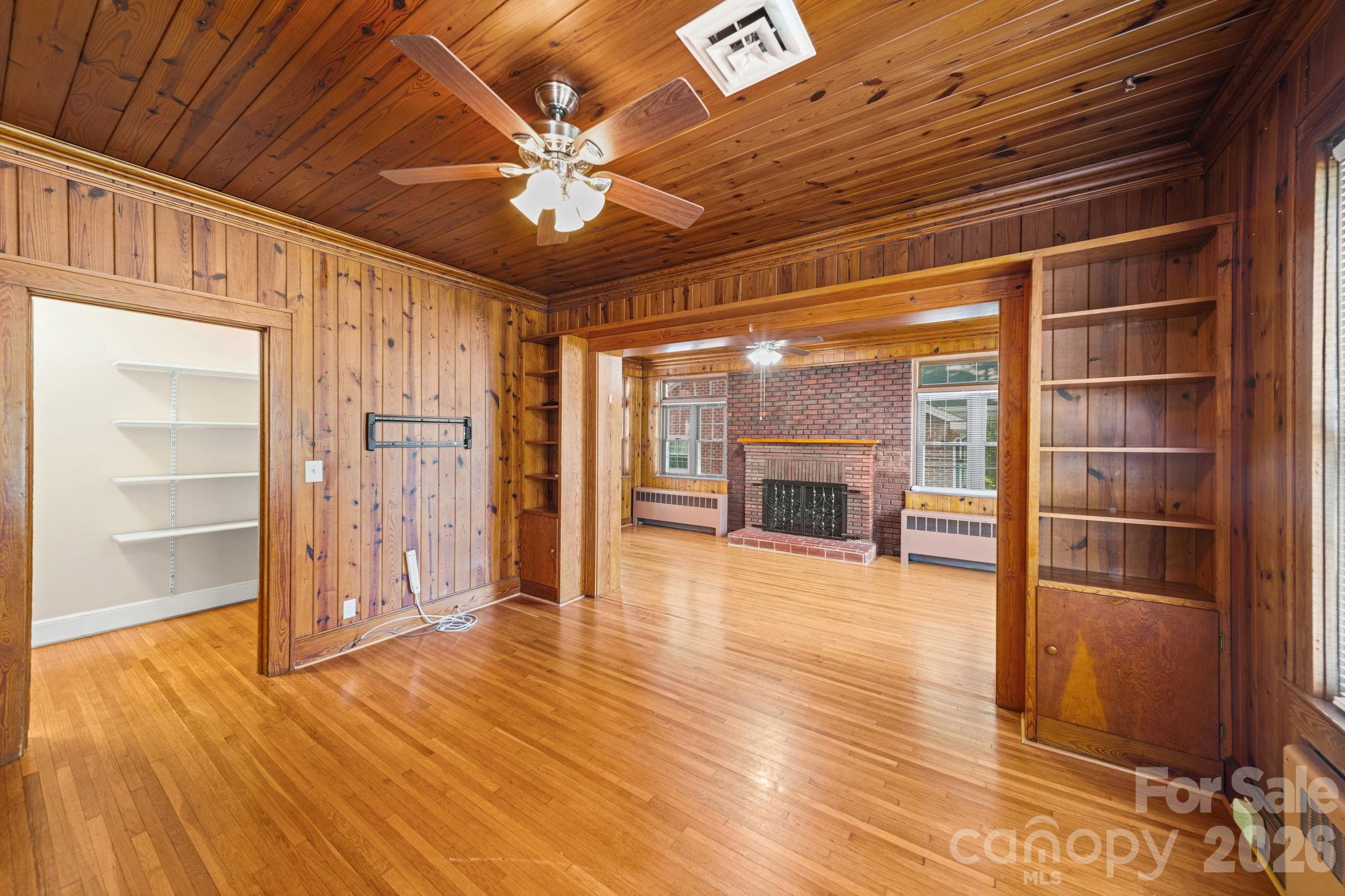 729 Montgomery Avenue — Albemarle