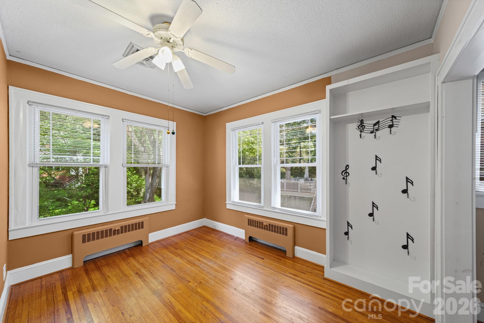 729 Montgomery Avenue — Albemarle