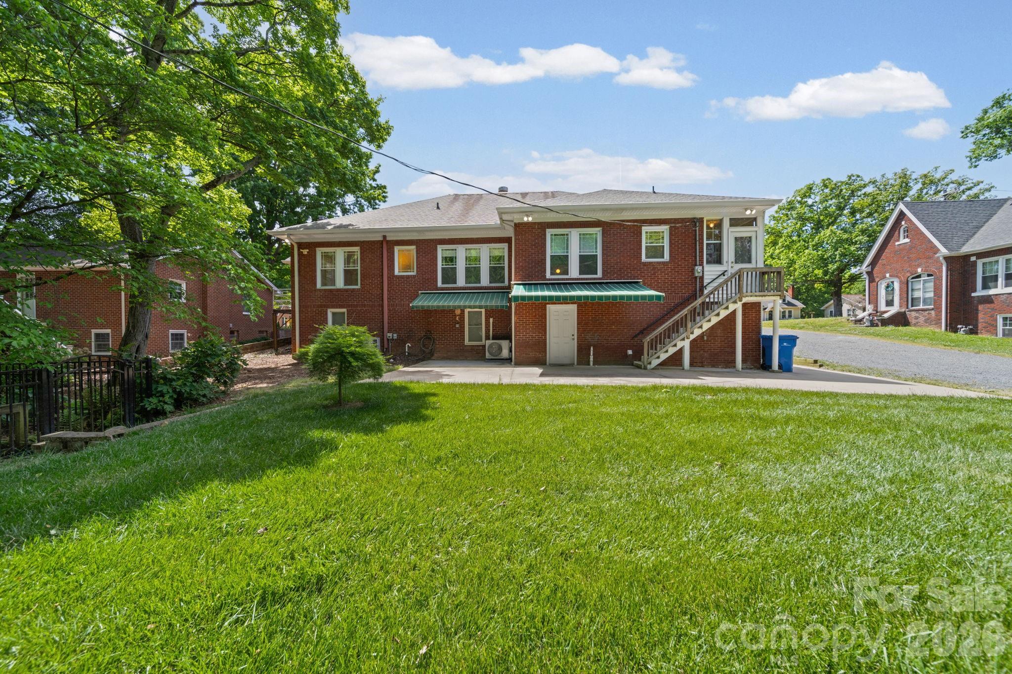 729 Montgomery Avenue — Albemarle
