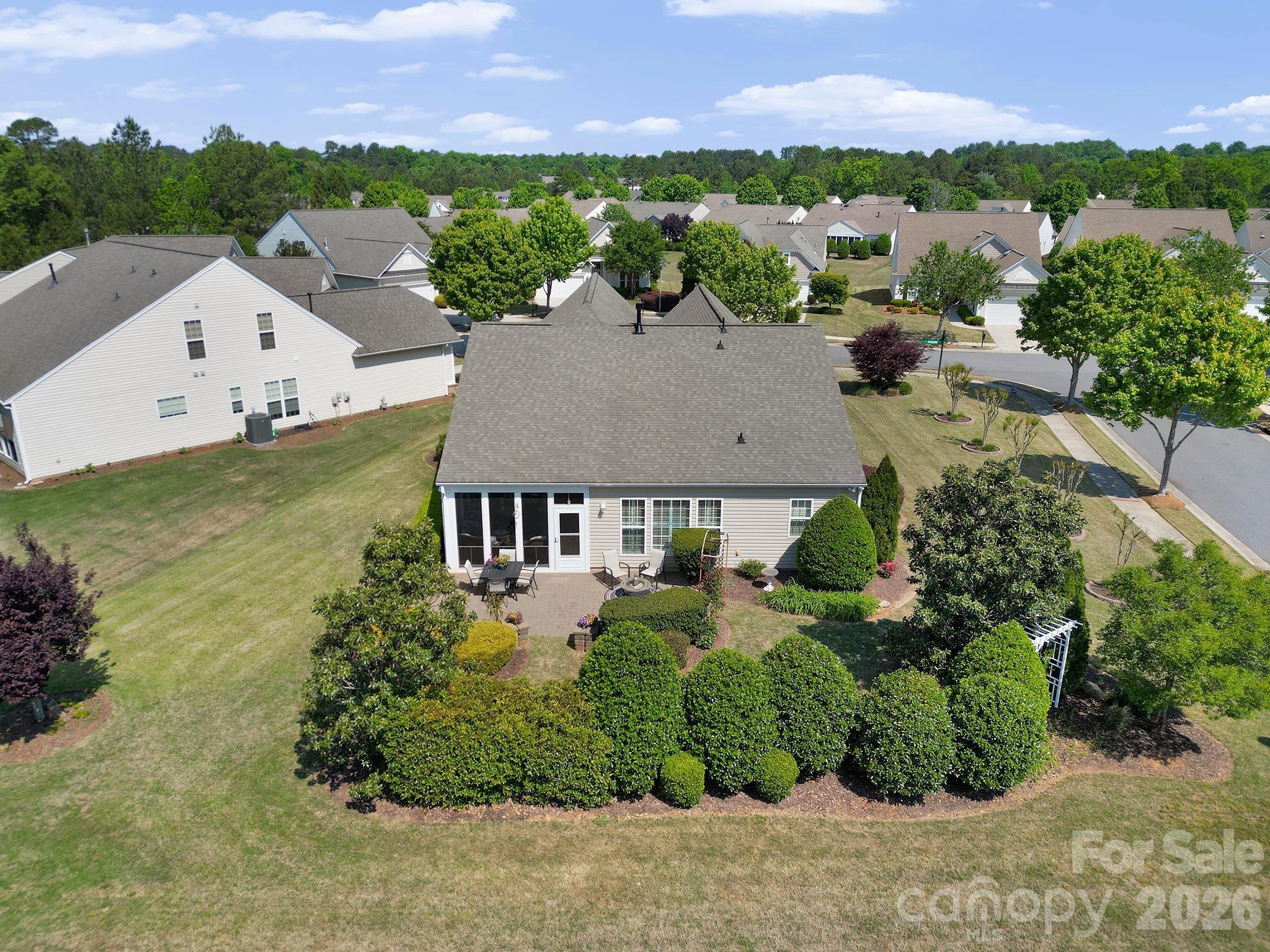 3021 Voyageurs Way — Fort Mill
