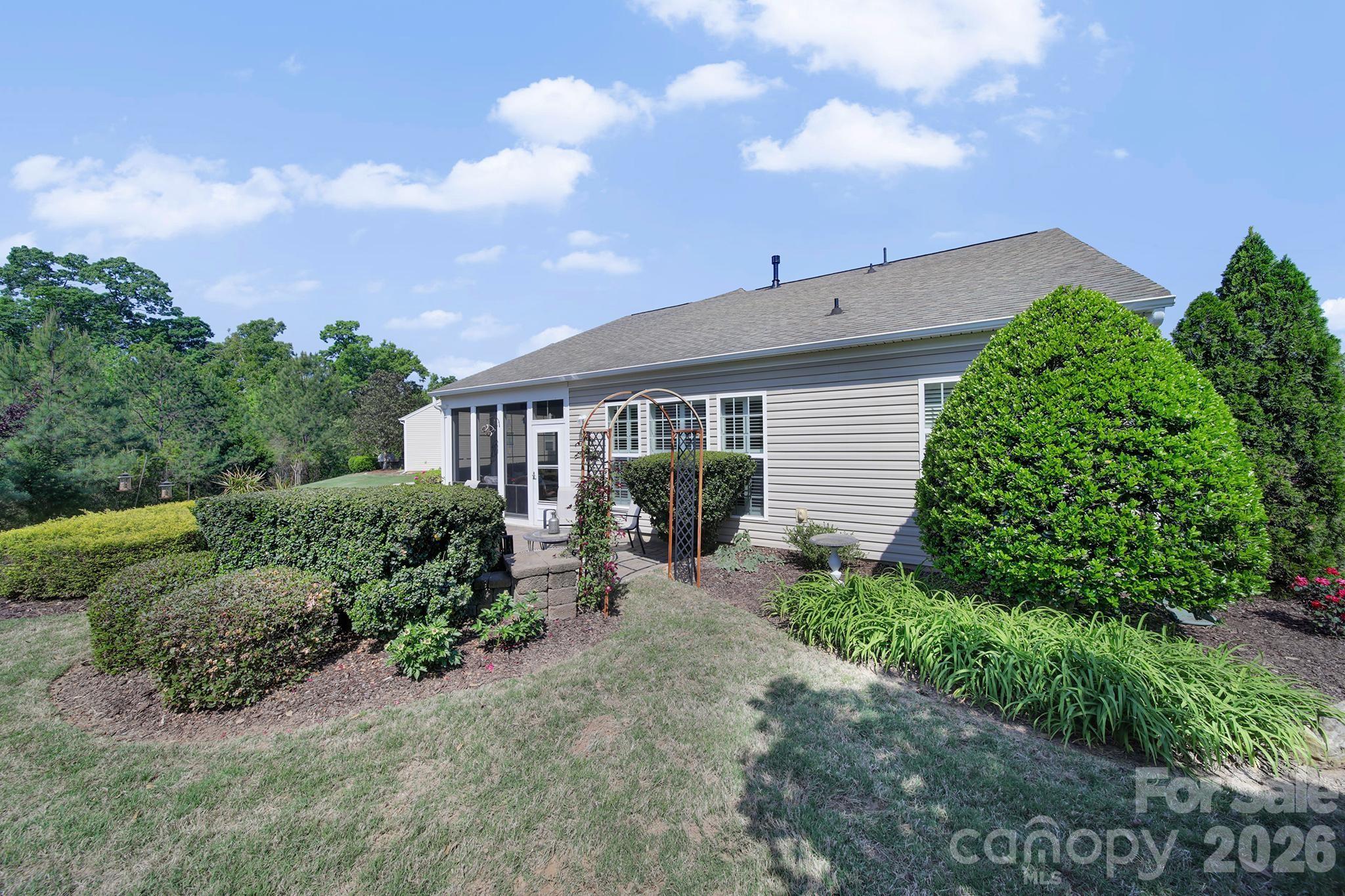 3021 Voyageurs Way — Fort Mill