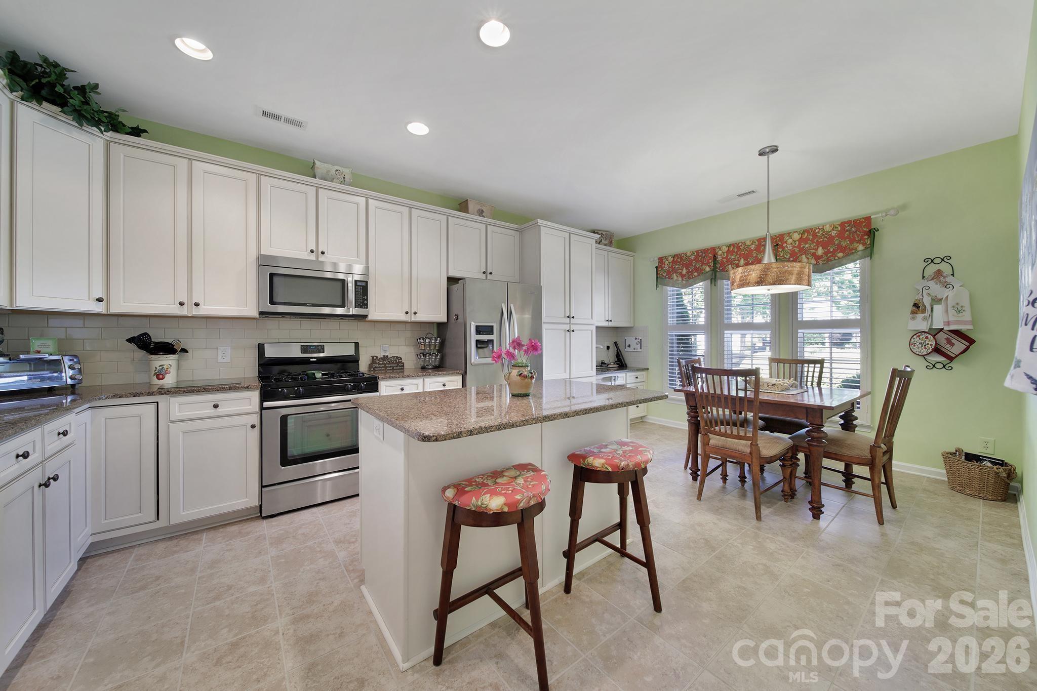 3021 Voyageurs Way — Fort Mill