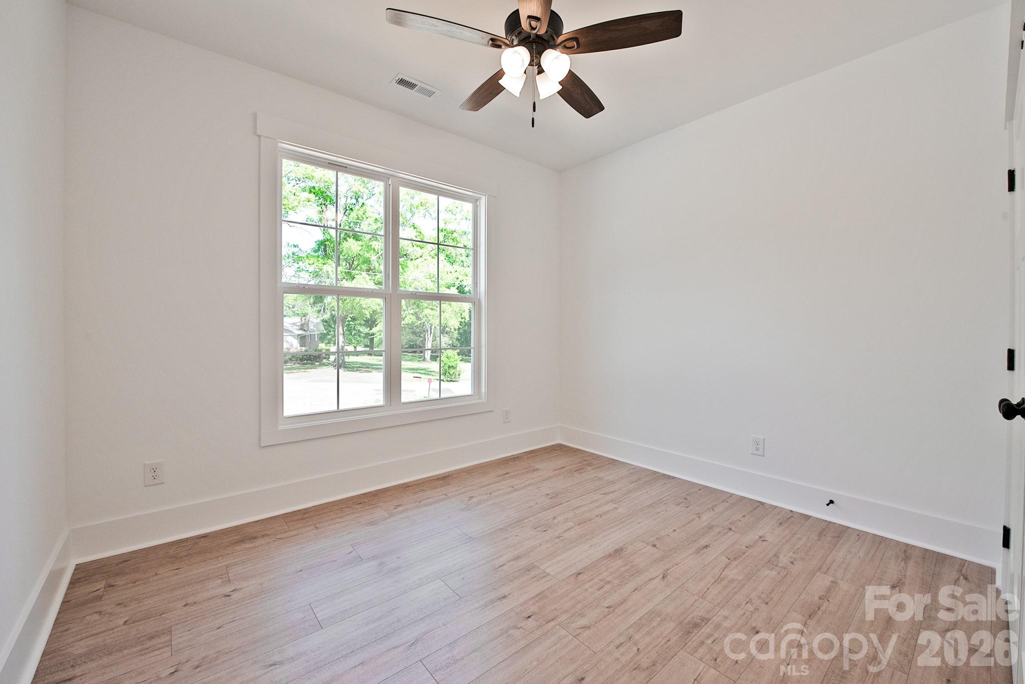581 Goldmoor Drive NE — Concord