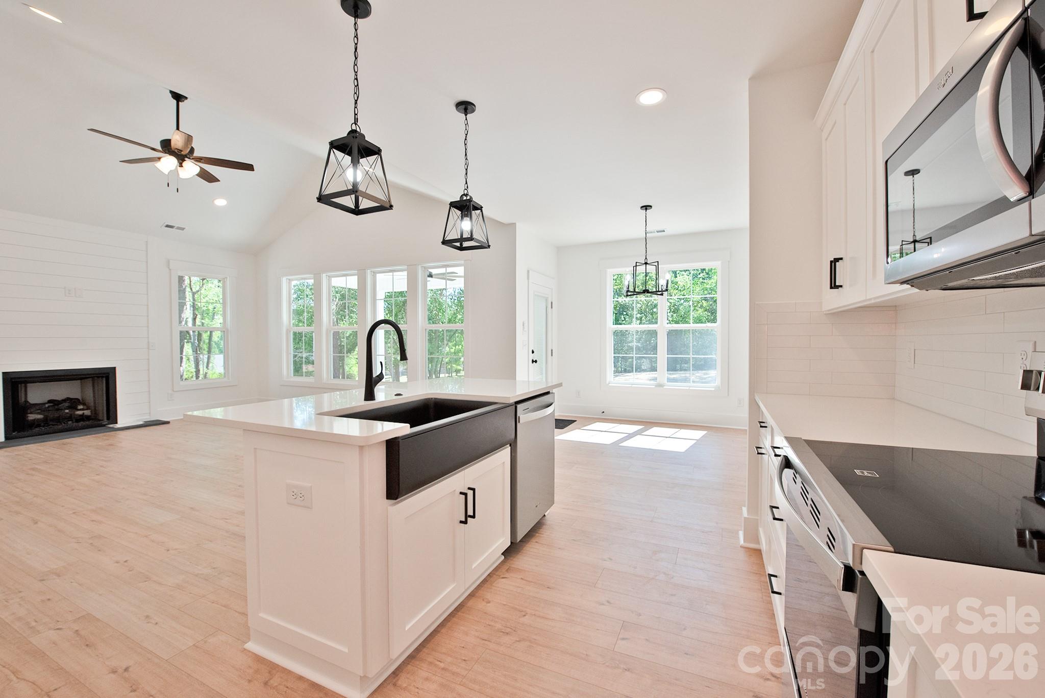 581 Goldmoor Drive NE — Concord