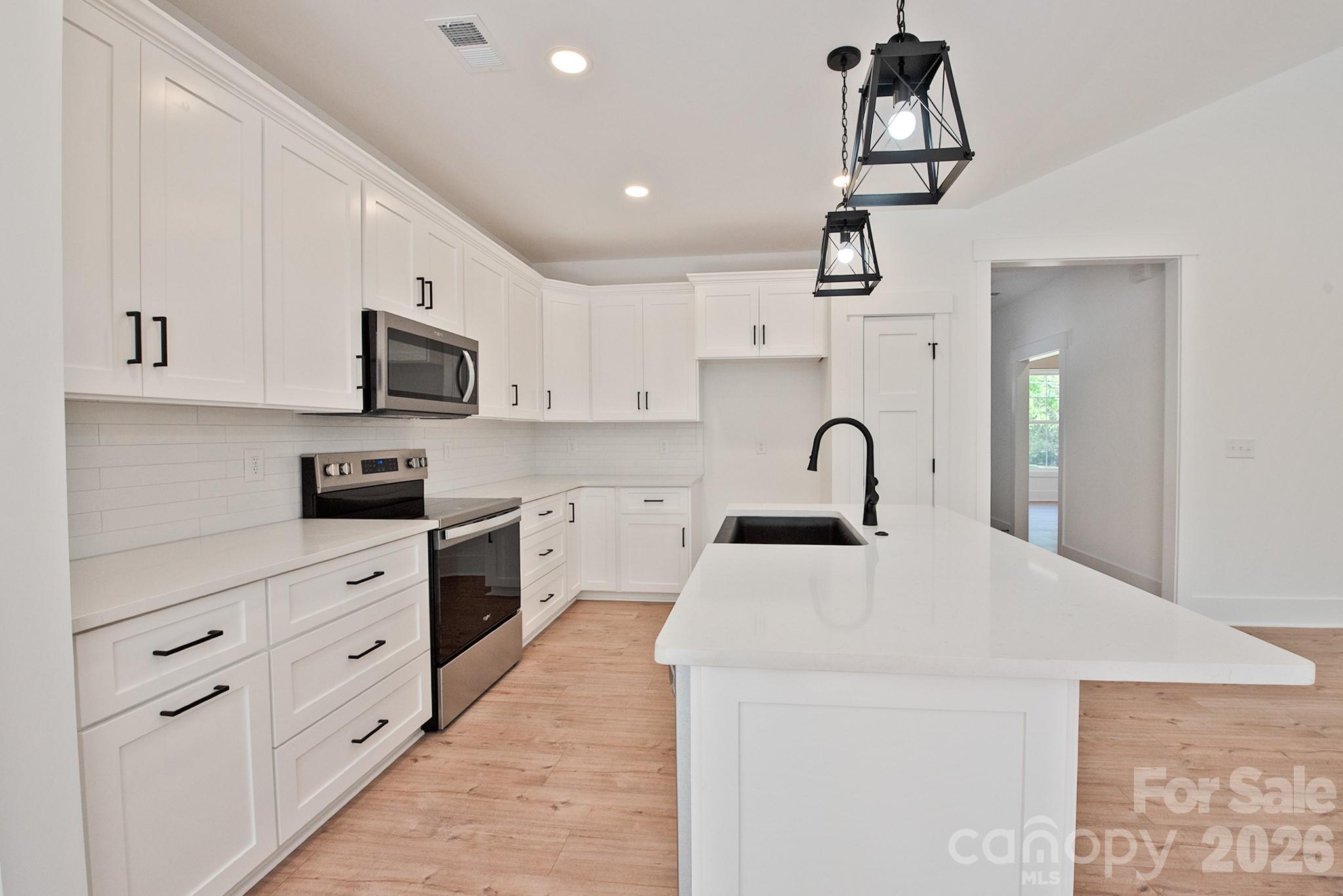 581 Goldmoor Drive NE — Concord