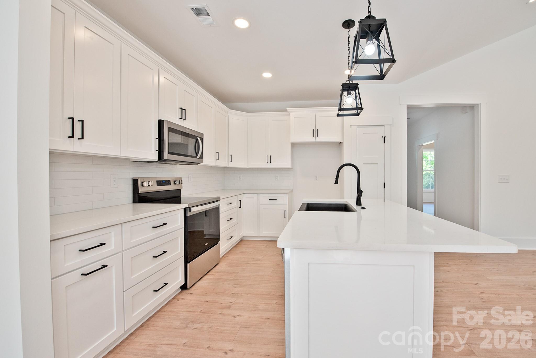 581 Goldmoor Drive NE — Concord