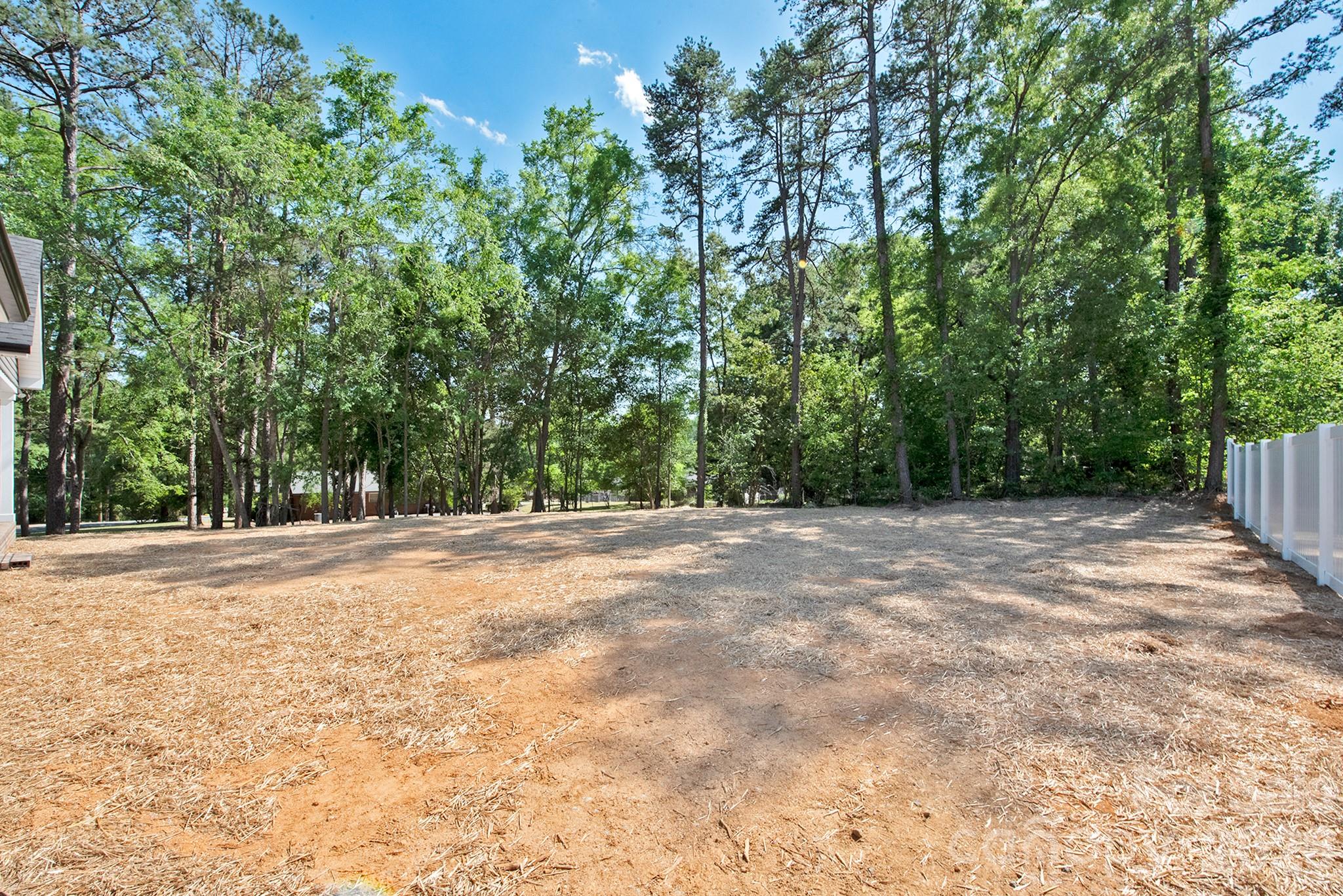 581 Goldmoor Drive NE — Concord