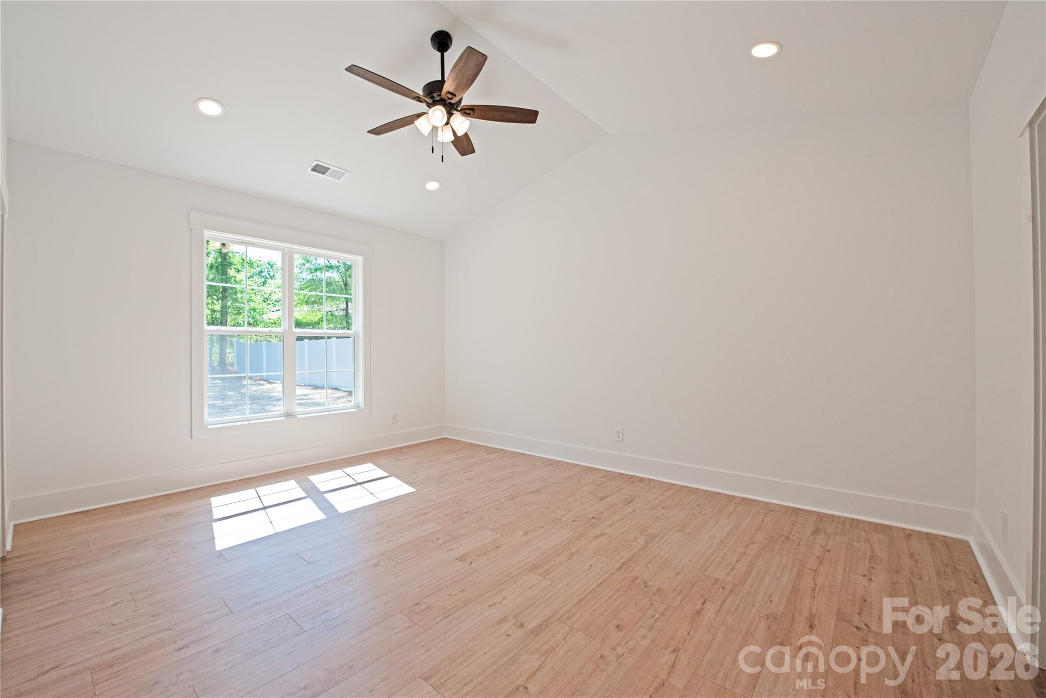 581 Goldmoor Drive NE — Concord