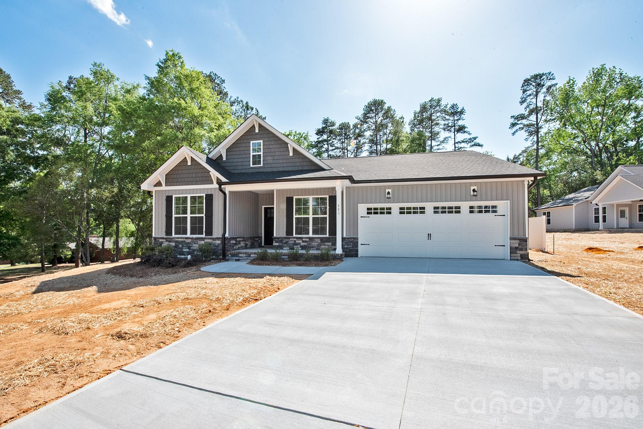 581 Goldmoor Drive NE — Concord