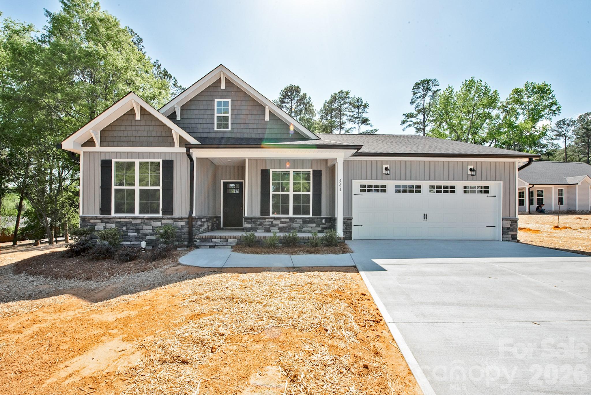 581 Goldmoor Drive NE — Concord