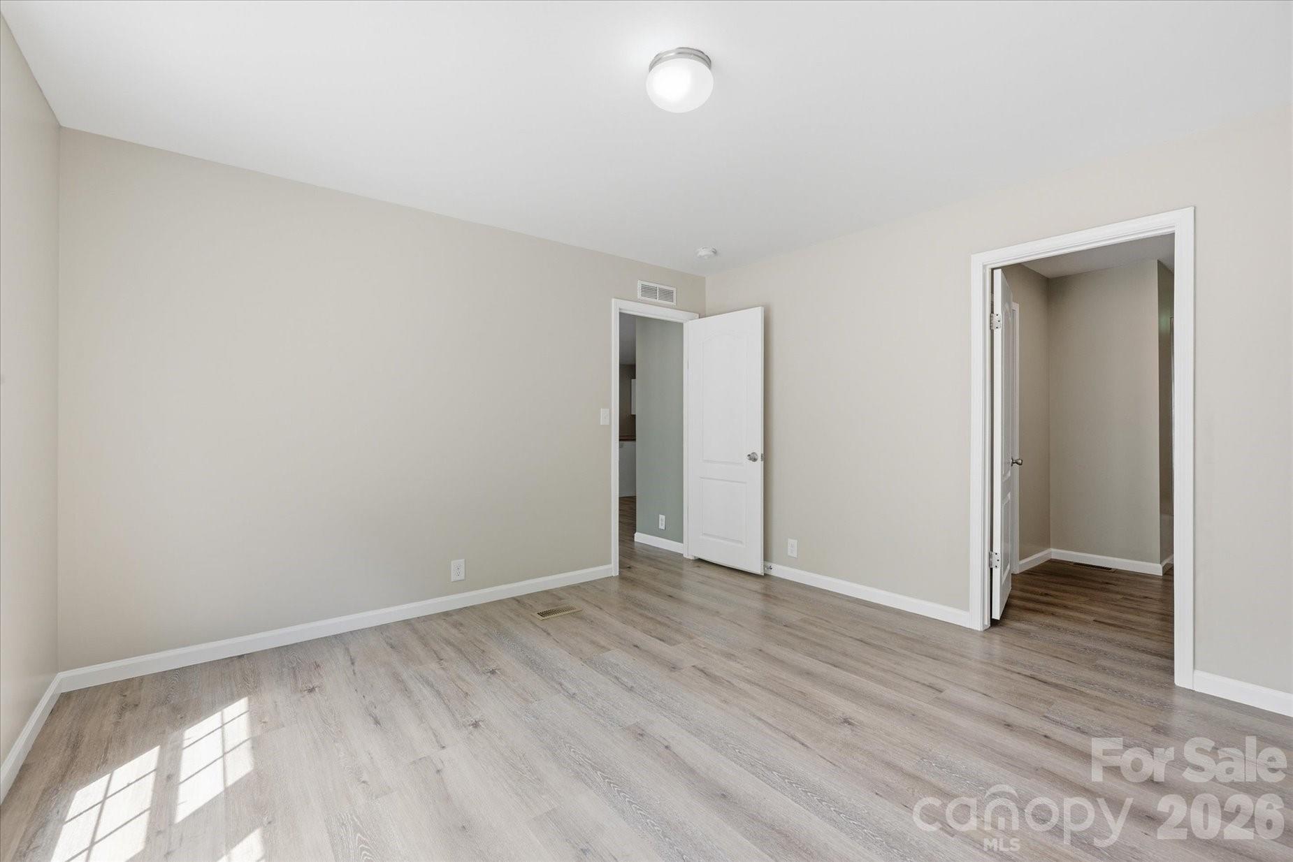106 Central Avenue — Swannanoa
