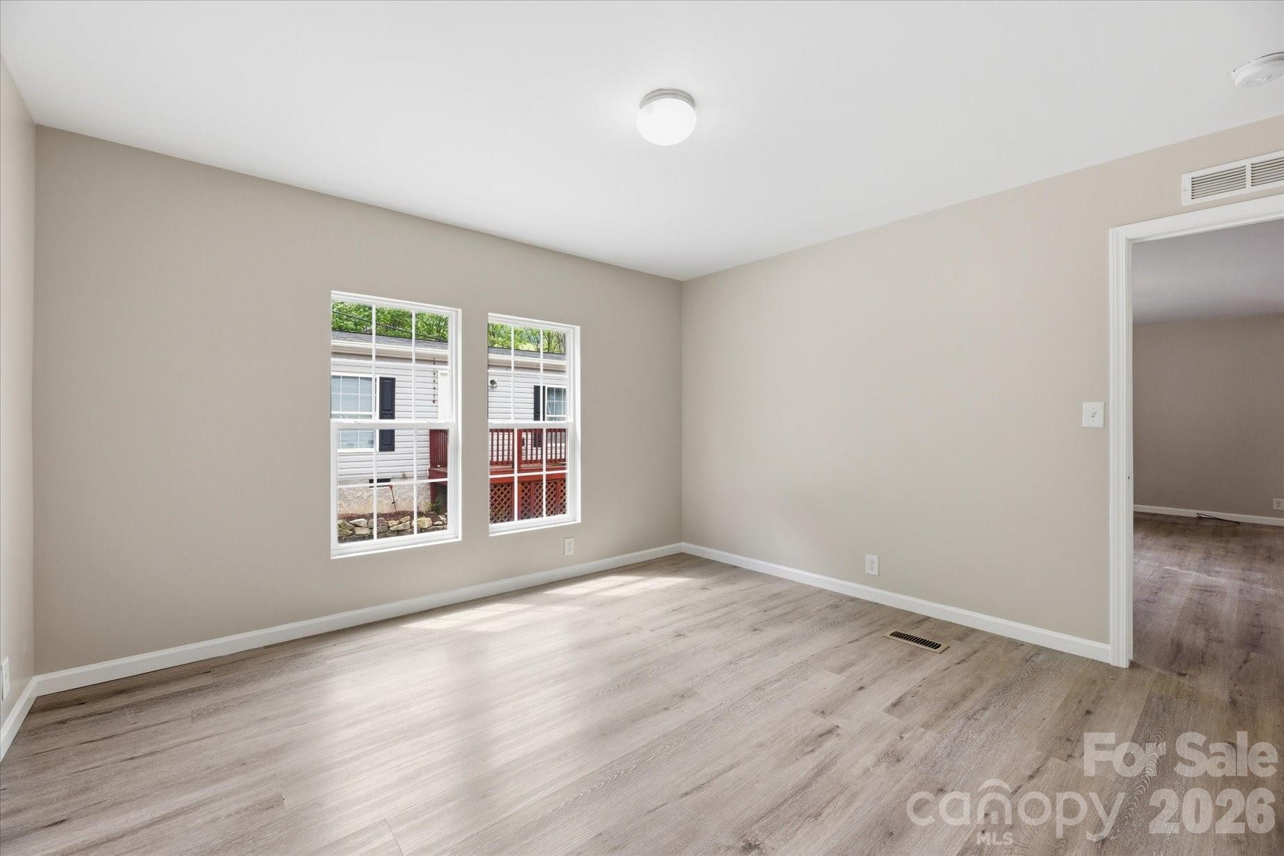 106 Central Avenue — Swannanoa
