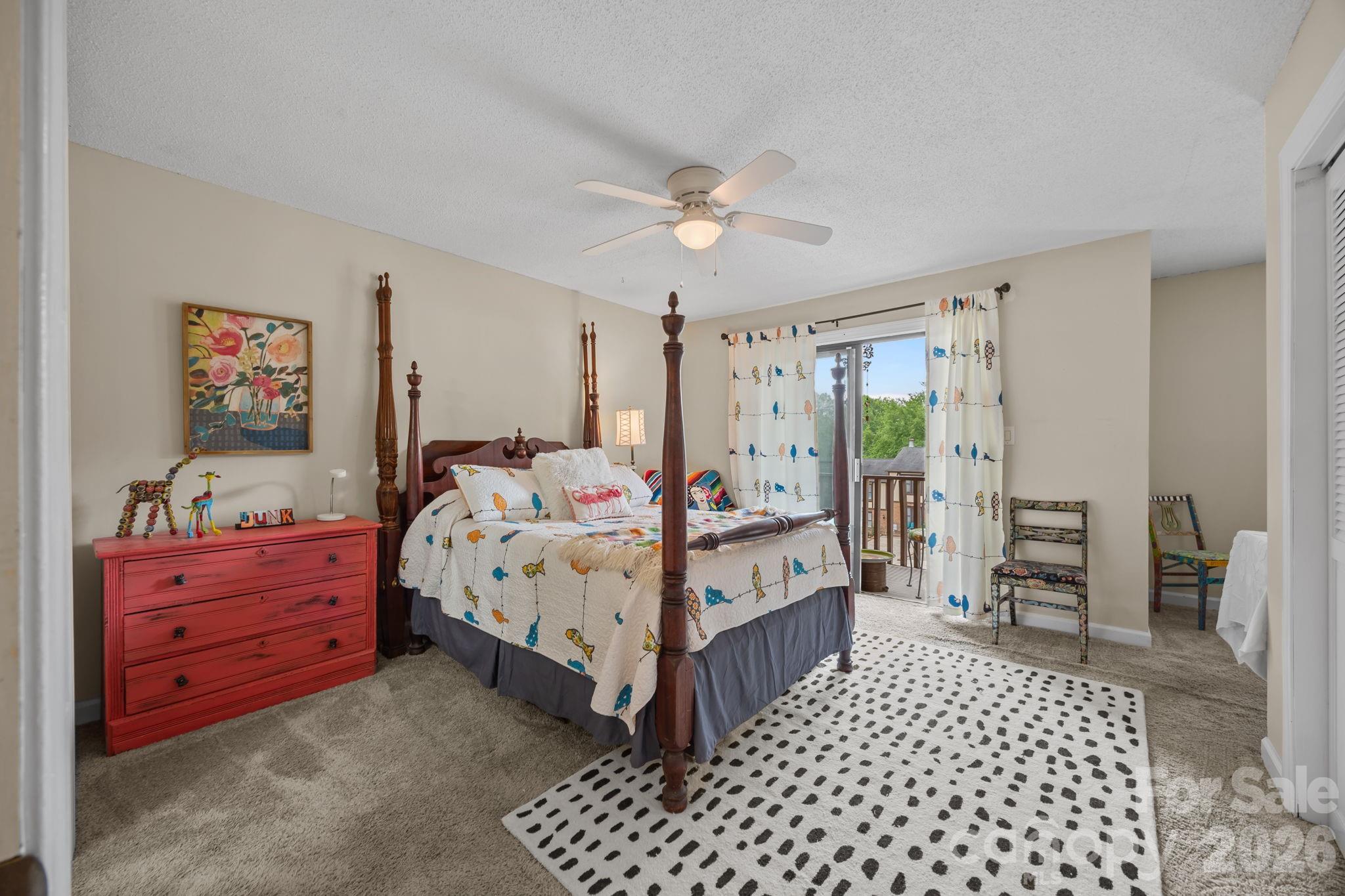 462 Camrose Circle NE — Concord