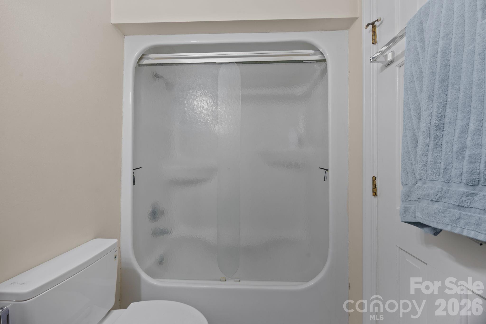 462 Camrose Circle NE — Concord