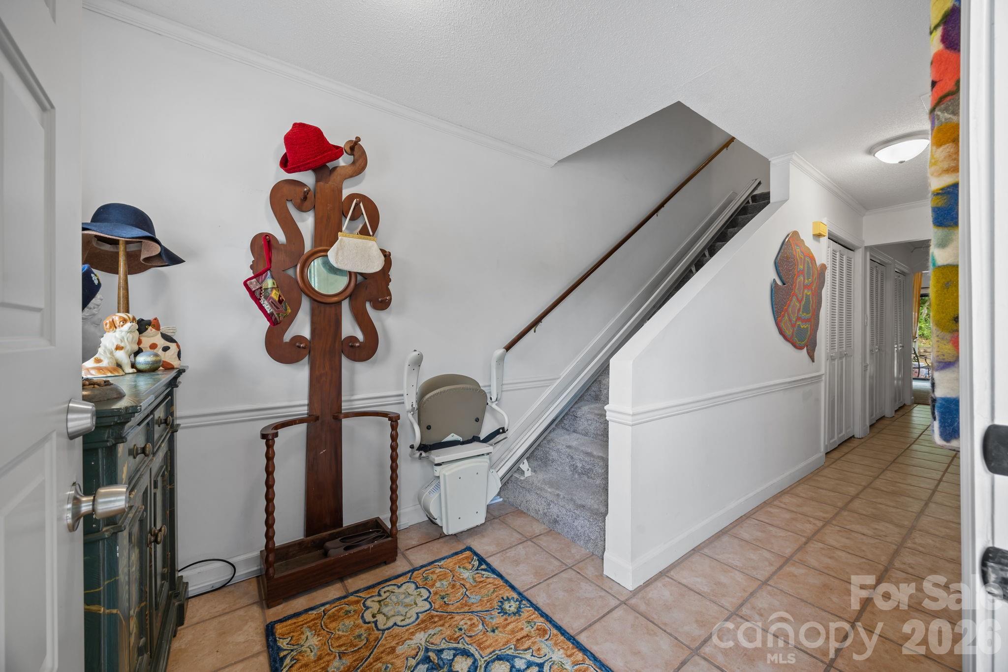 462 Camrose Circle NE — Concord