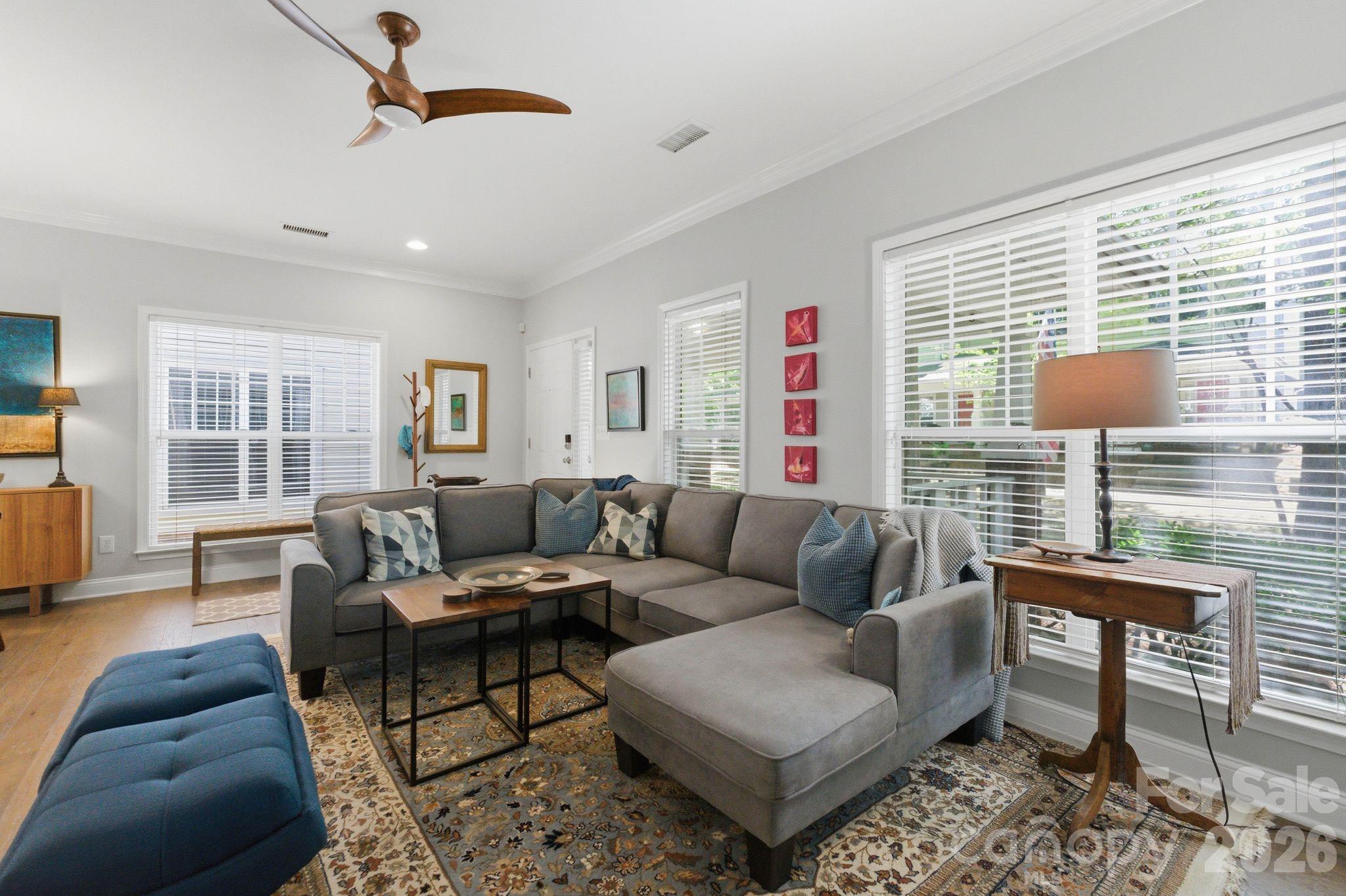1016 W 1st Street — Charlotte