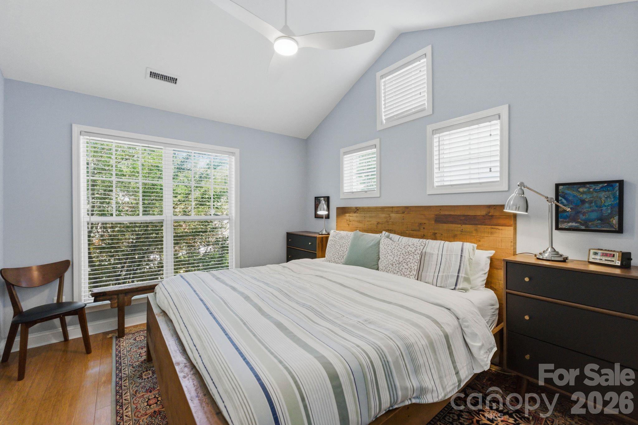 1016 W 1st Street — Charlotte