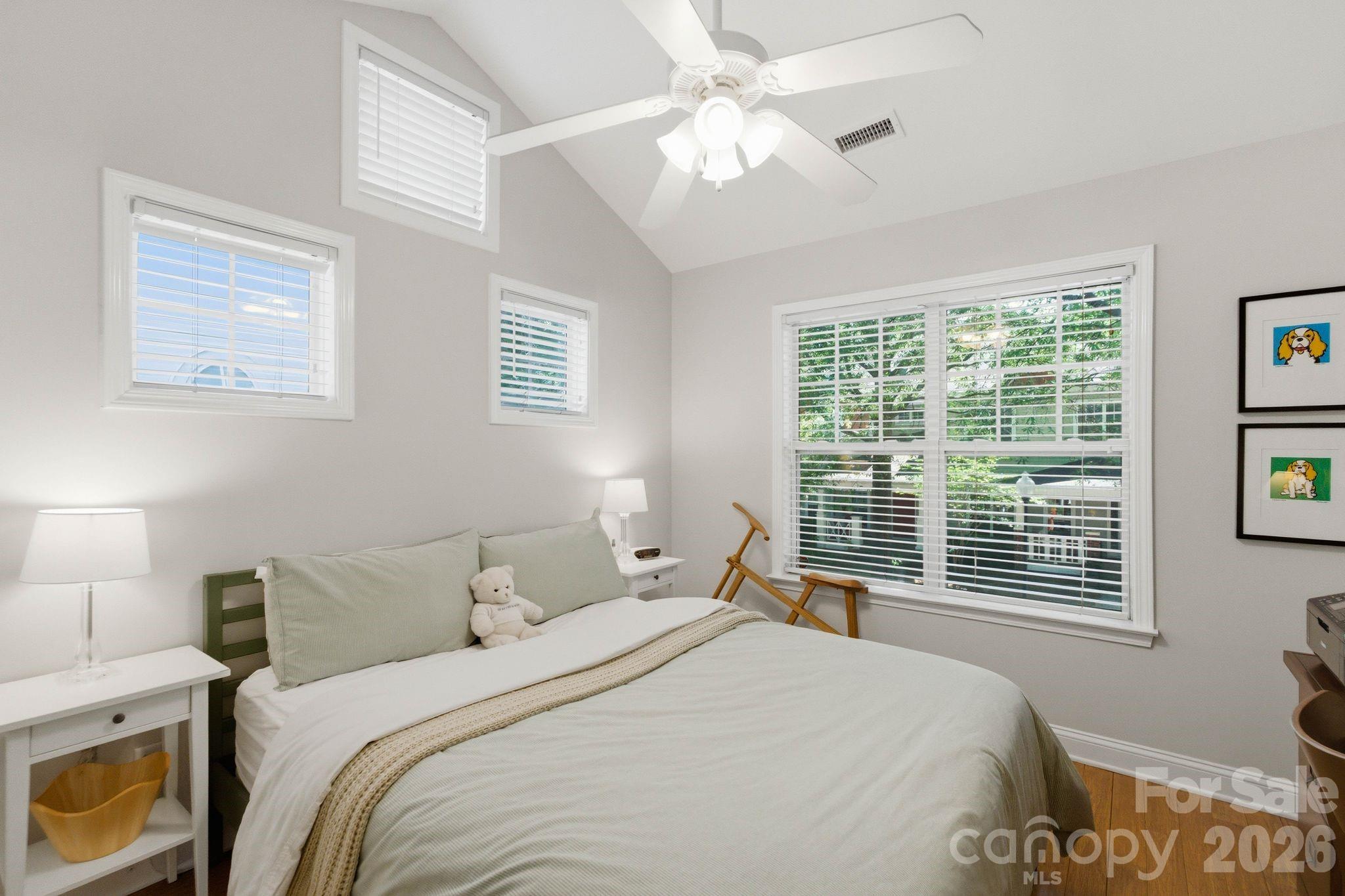 1016 W 1st Street — Charlotte