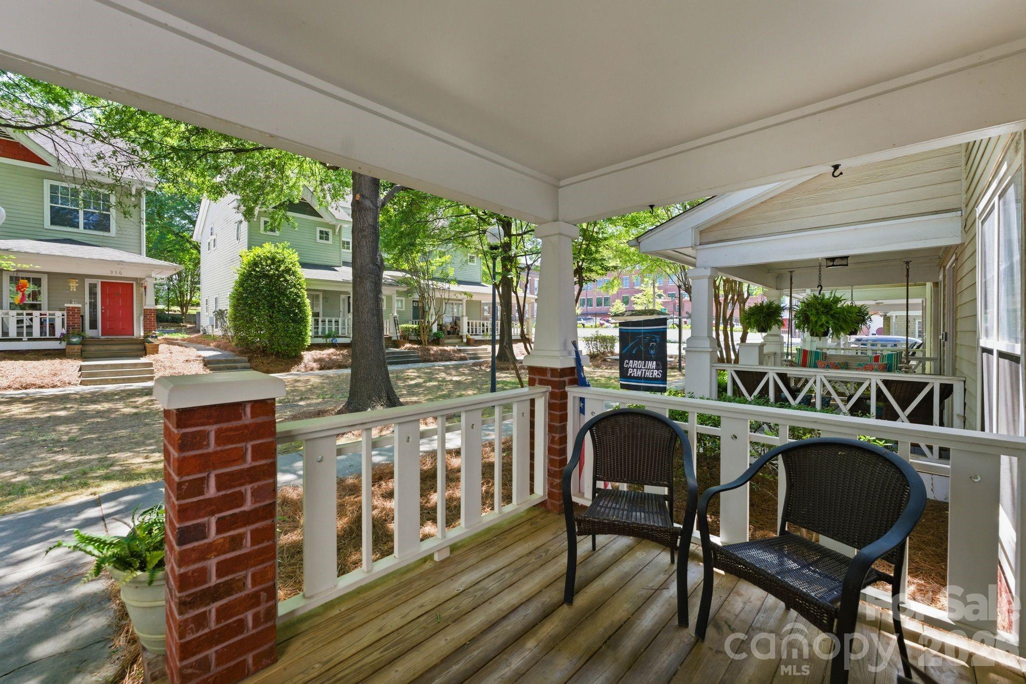 1016 W 1st Street — Charlotte