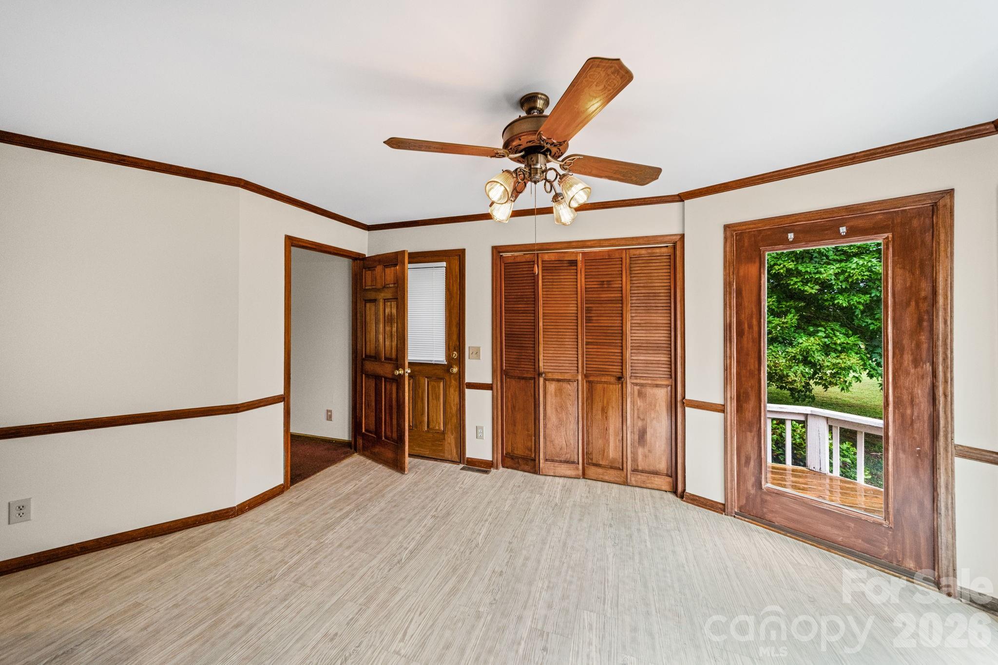 541 Harbor Road — Norwood