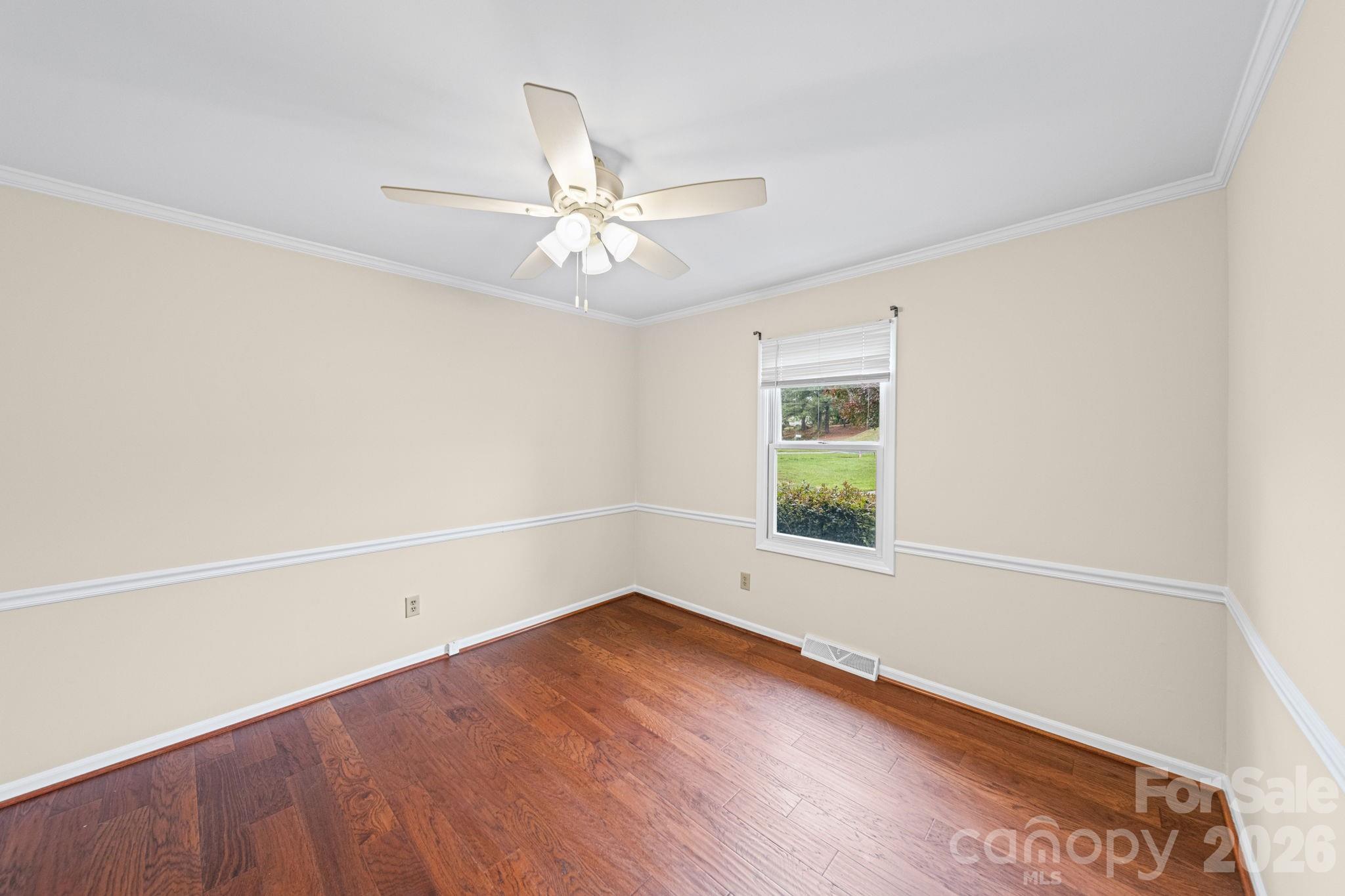 541 Harbor Road — Norwood