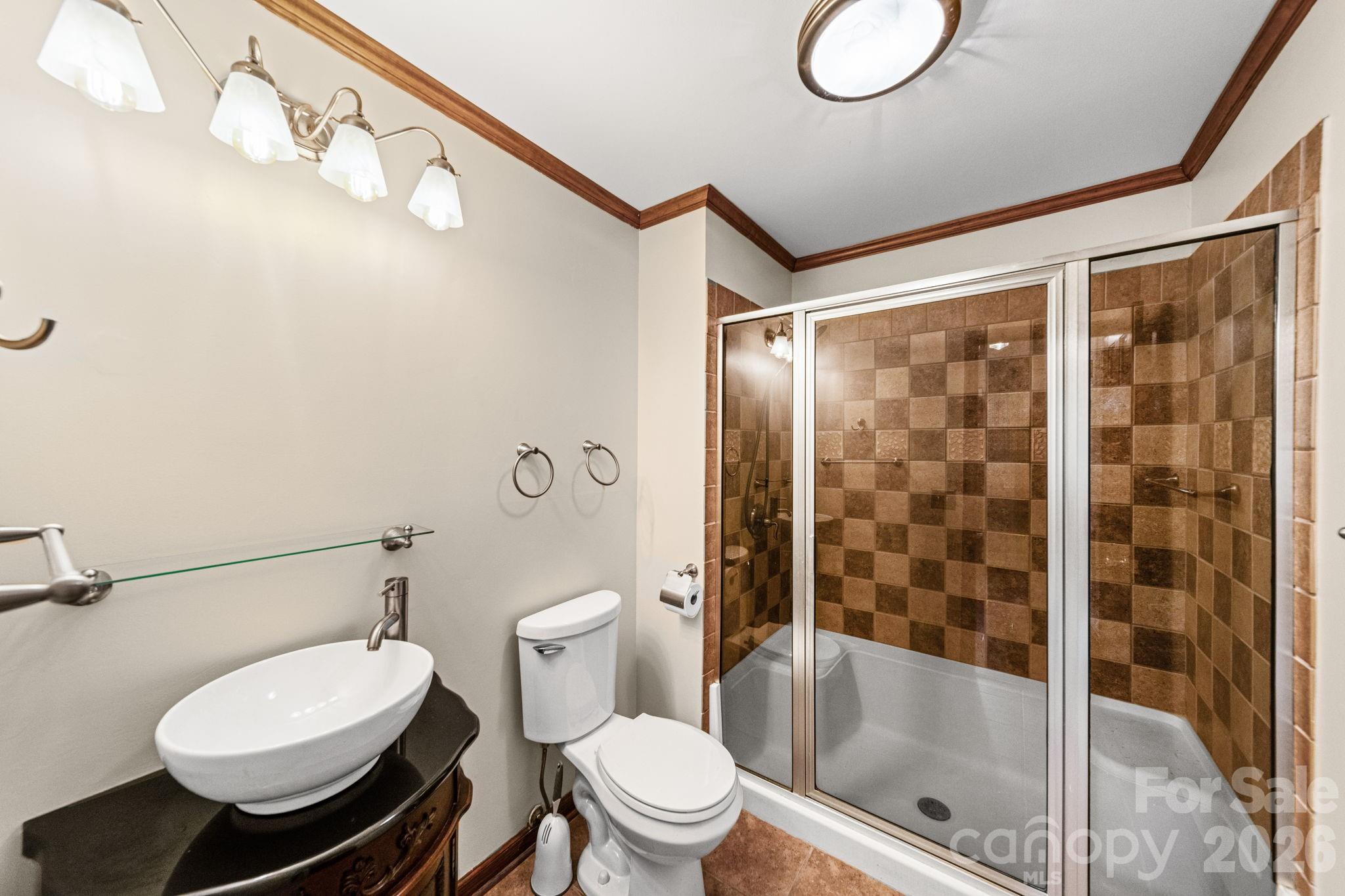 541 Harbor Road — Norwood