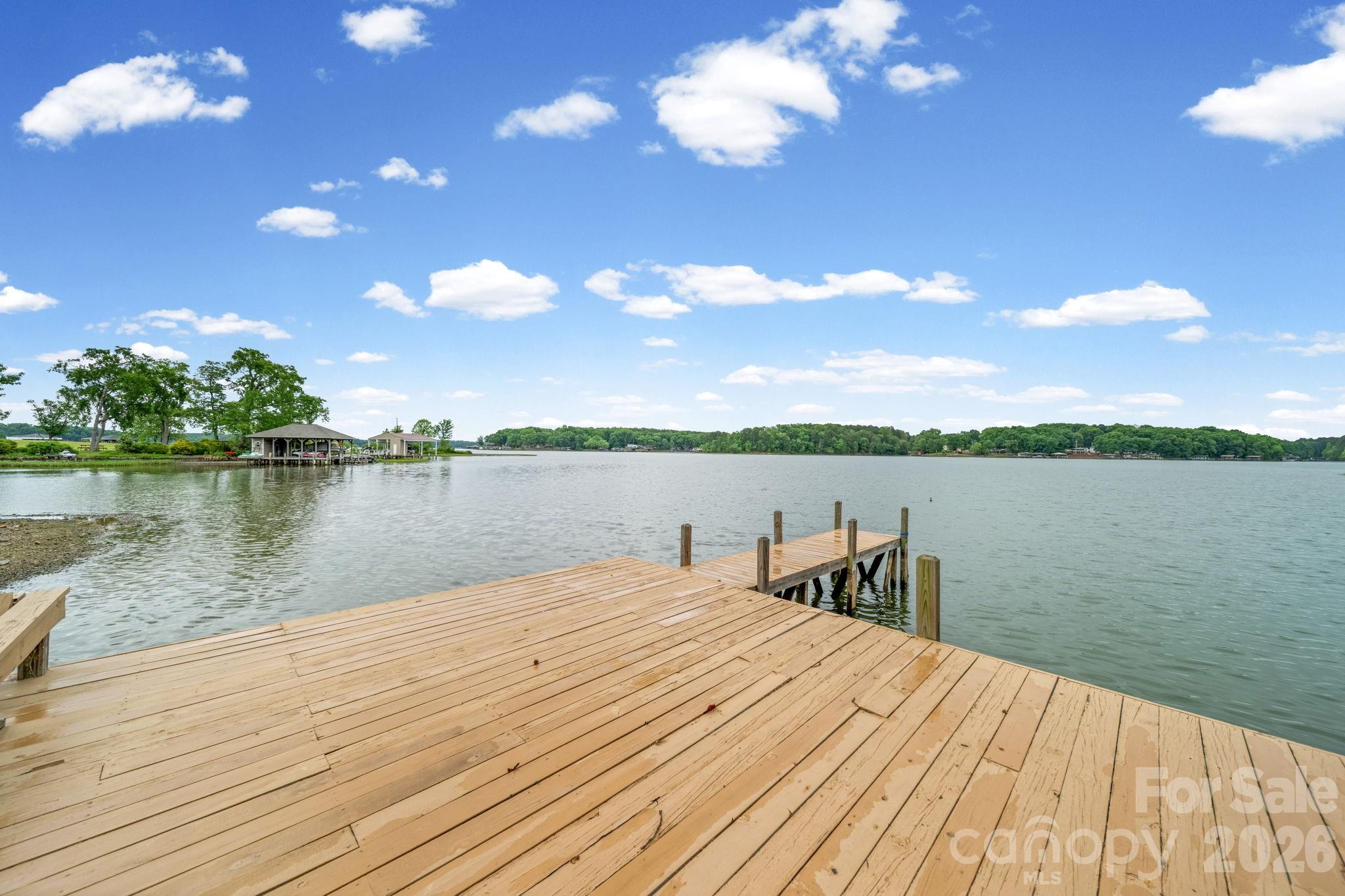 541 Harbor Road — Norwood