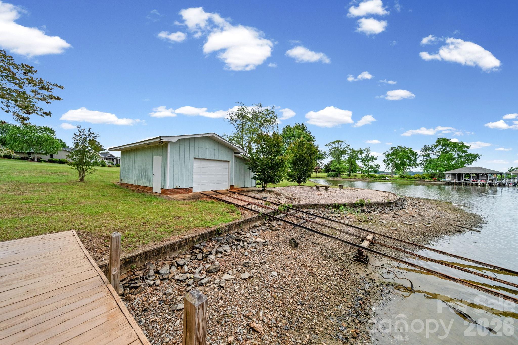 541 Harbor Road — Norwood