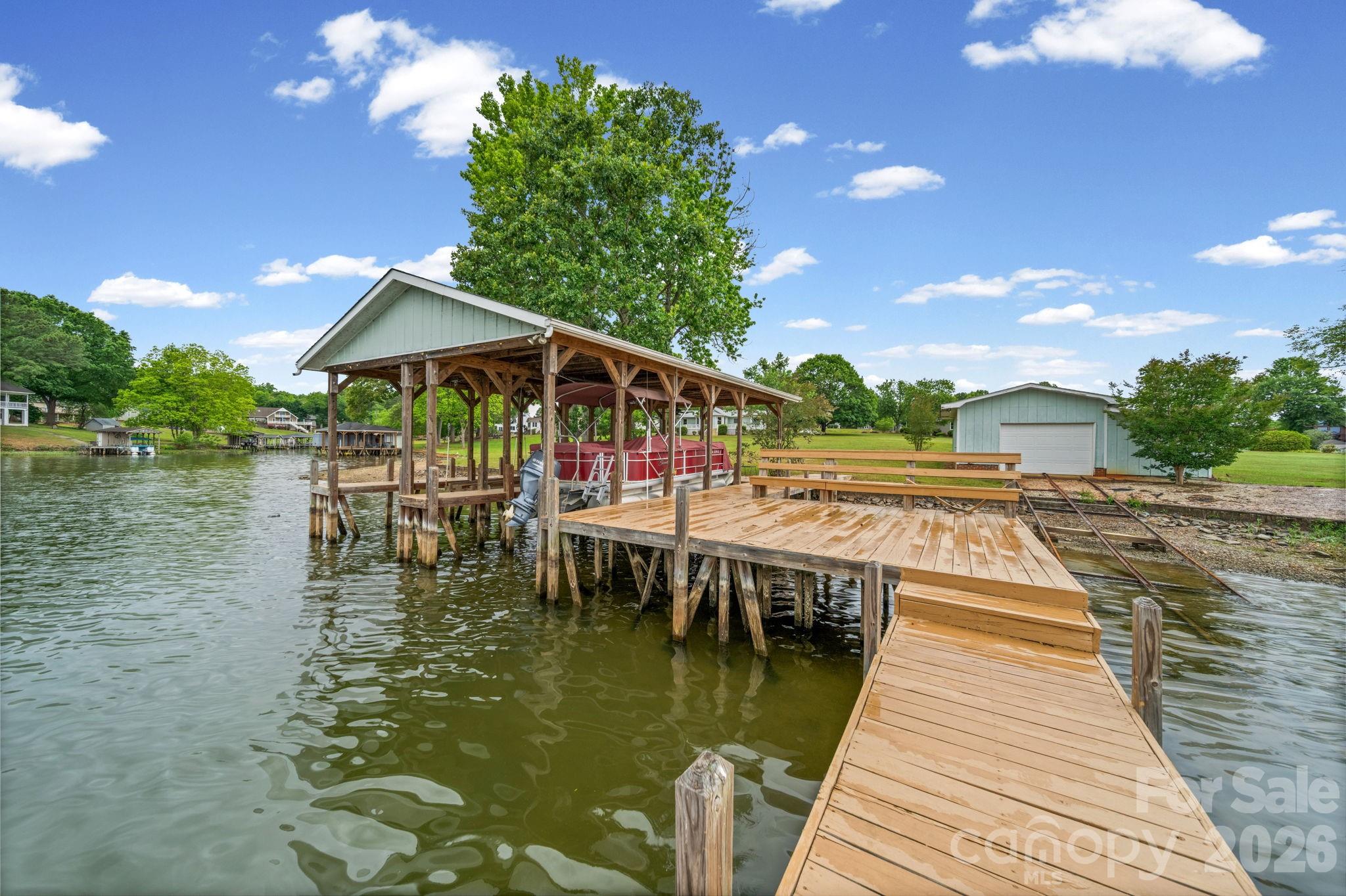 541 Harbor Road — Norwood