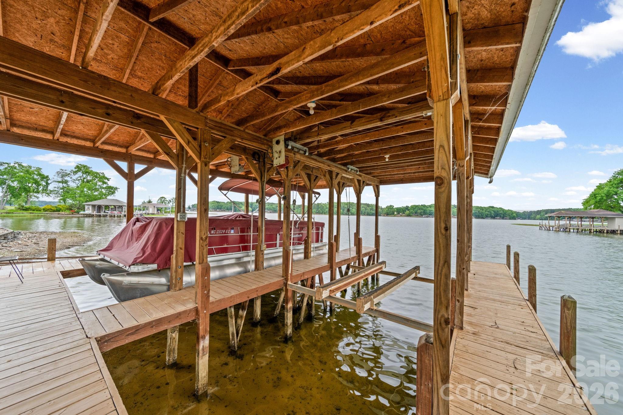 541 Harbor Road — Norwood