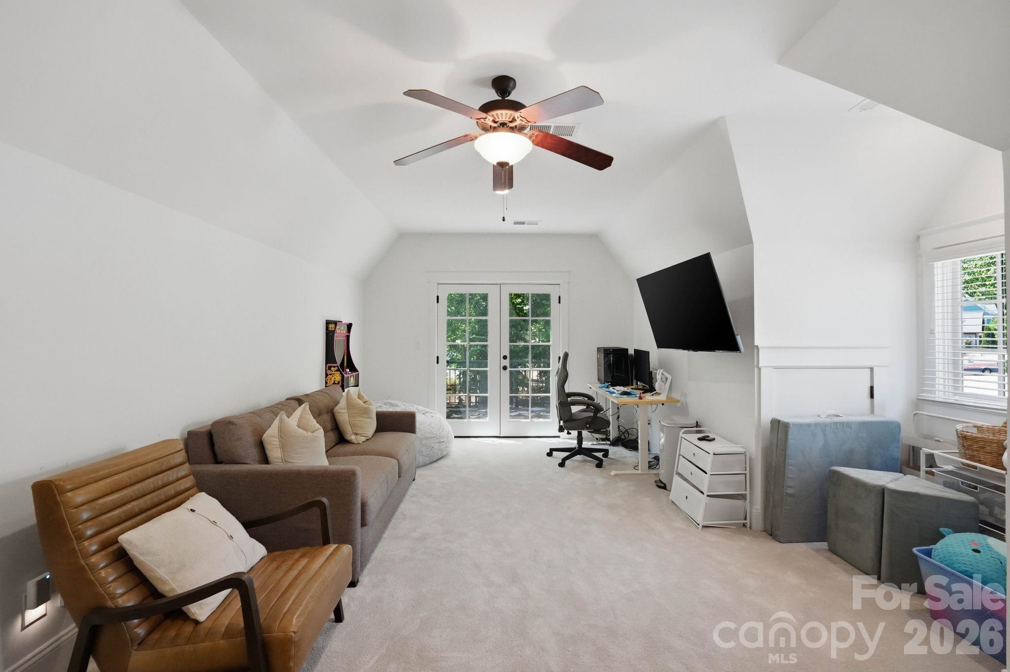 3900 Channel Pointe Lane — Denver