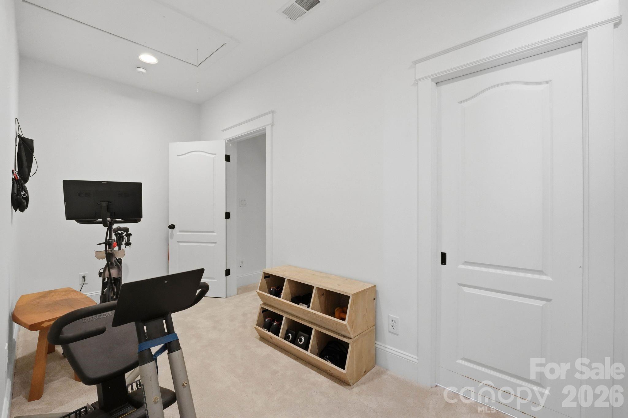 3900 Channel Pointe Lane — Denver