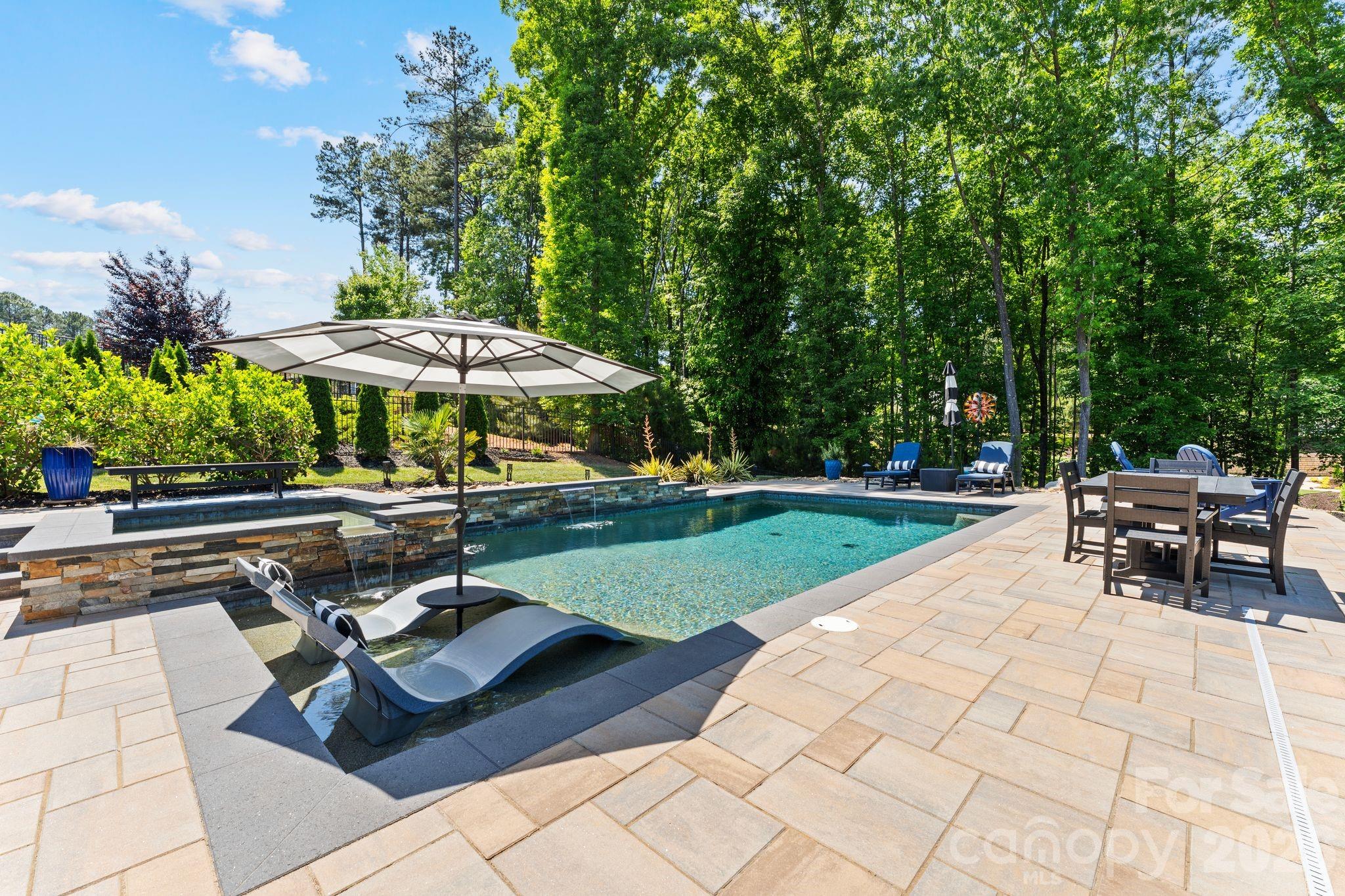 115 Hillside Cove Court — Mooresville