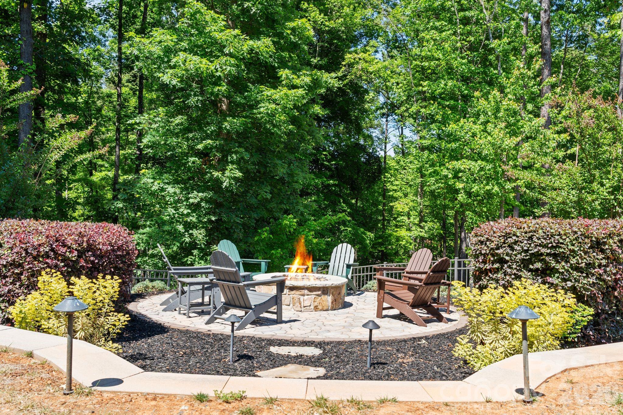 115 Hillside Cove Court — Mooresville