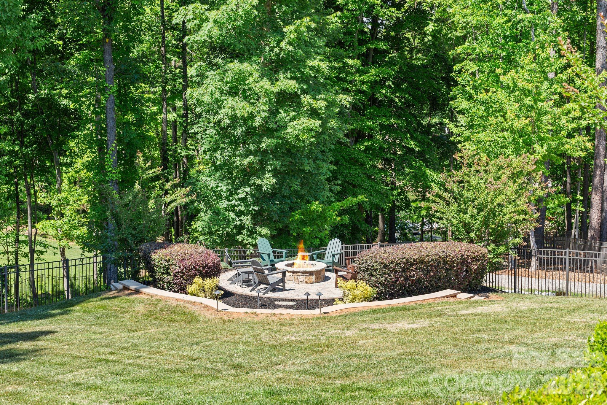 115 Hillside Cove Court — Mooresville
