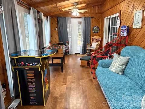 701 Charter Hills Road — Beech Mountain