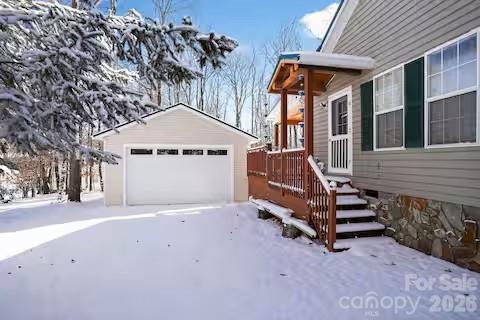 701 Charter Hills Road — Beech Mountain