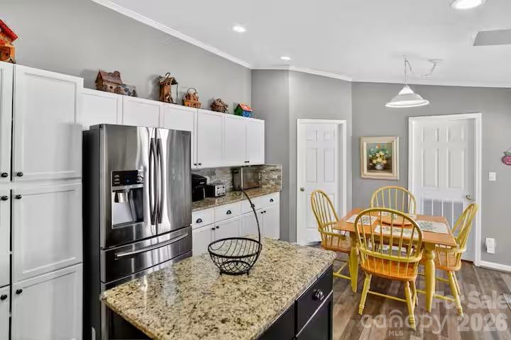 701 Charter Hills Road — Beech Mountain