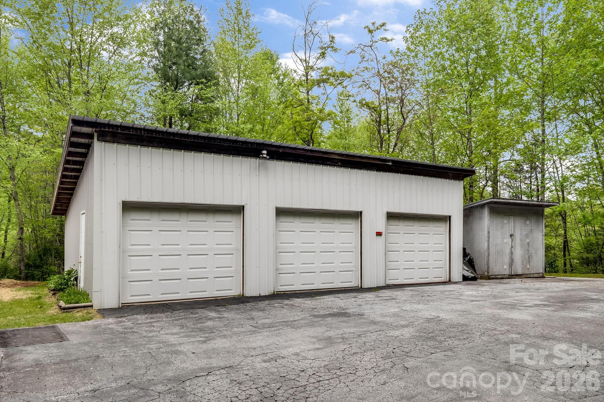 3287 Cabin Creek Road — Zirconia