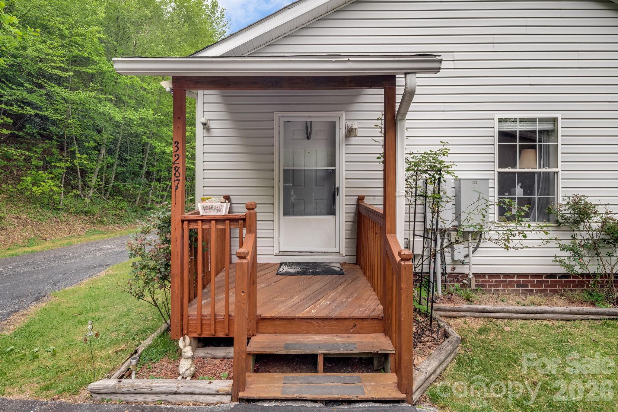 3287 Cabin Creek Road — Zirconia