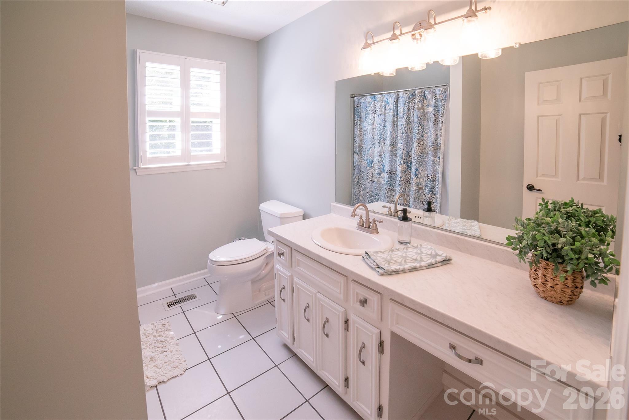 1793 Cedar Drive SE — Lenoir