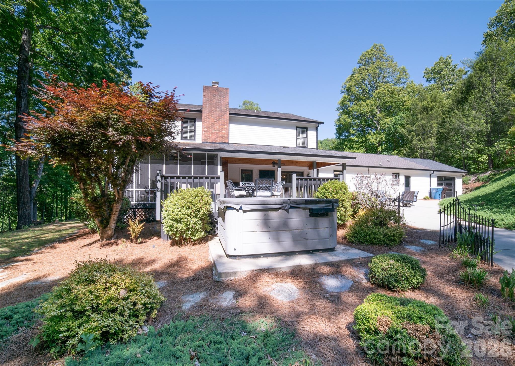 1793 Cedar Drive SE — Lenoir